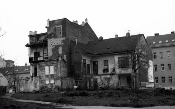 Jaroslav A. Polák auf Flickr zerfallenes Haus